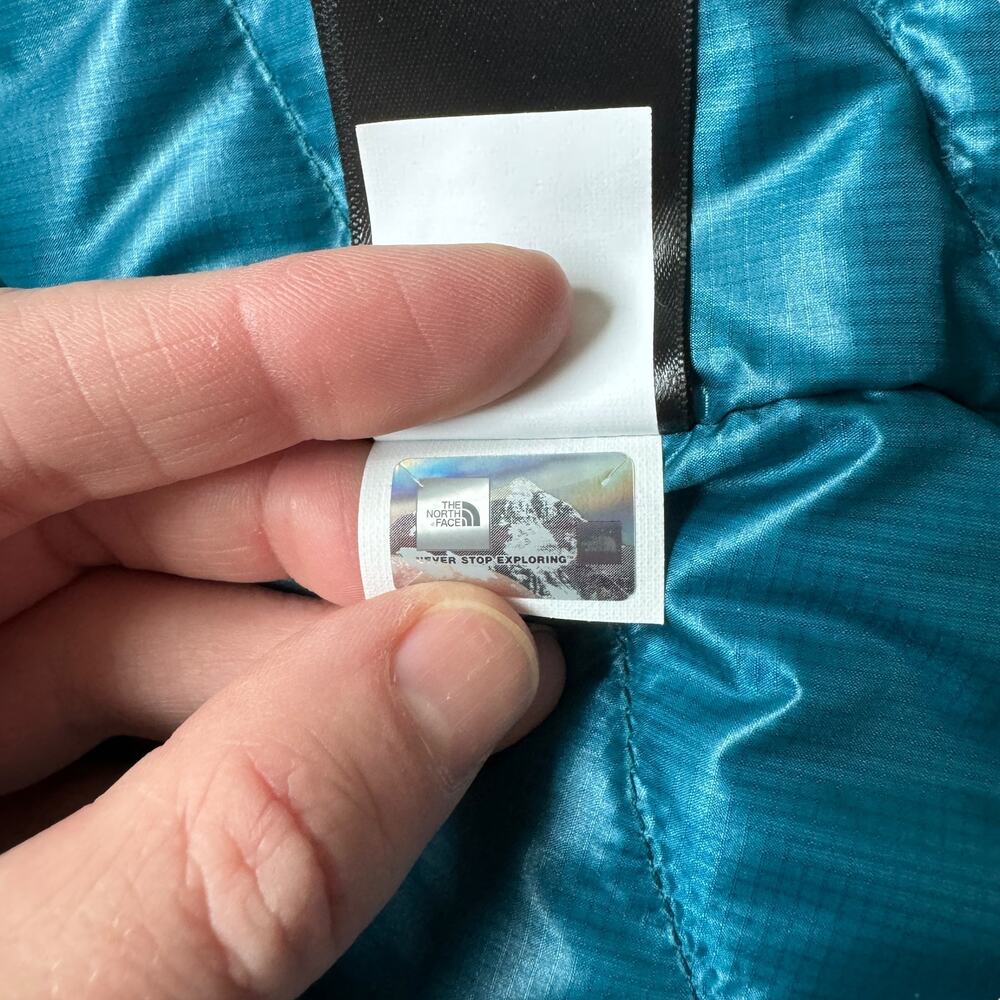The North Face Down Puffer Coat Turquoise - Picture 8 of 12